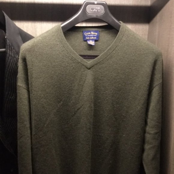 Club Room Other - Club Room V Neck 2 ply Cashmere Sweater